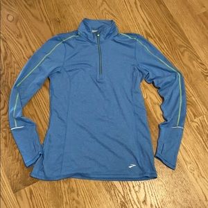Women’s Brooks mock neck quarter zip top